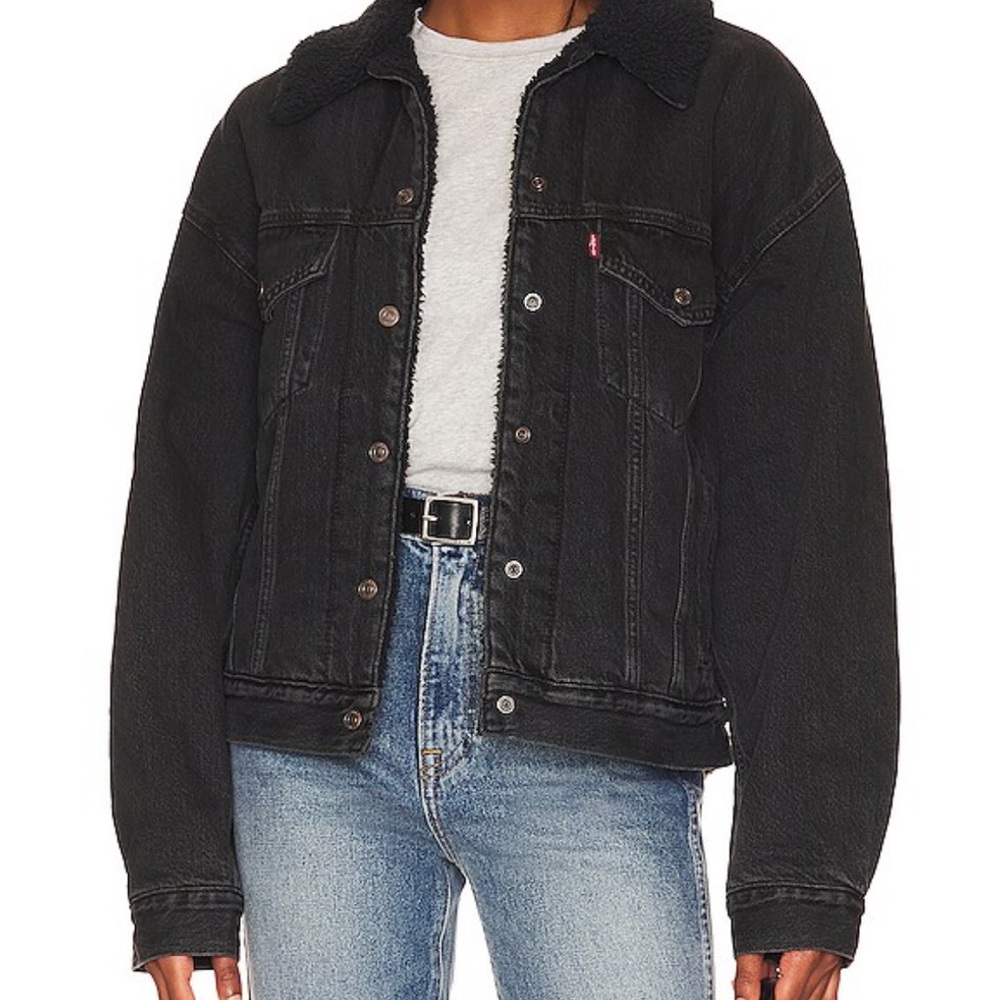 Levis ex boyfriend Sherpa trucker jacket